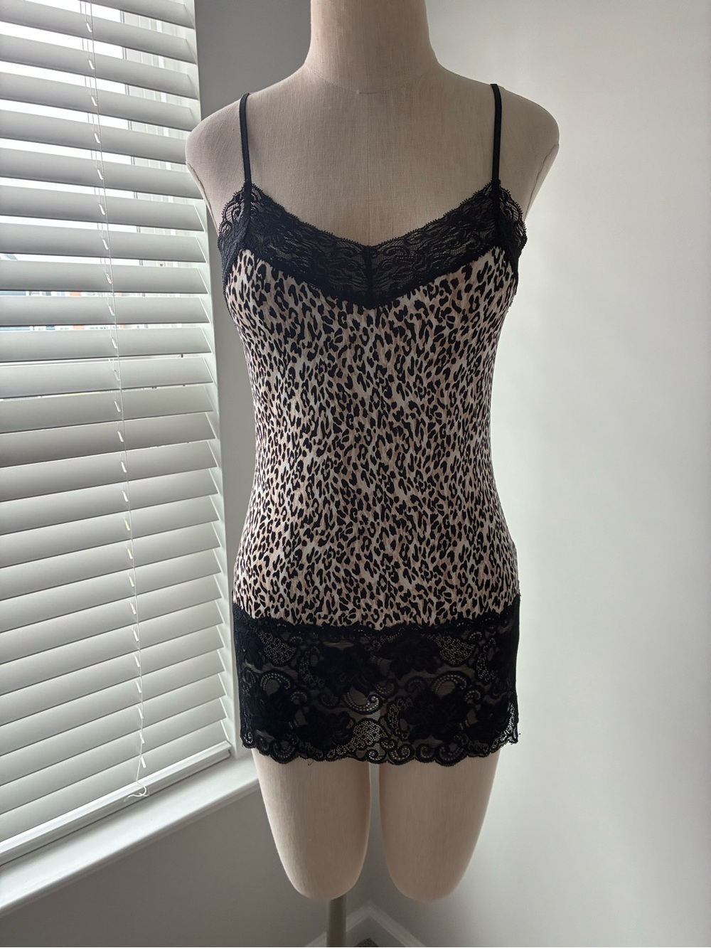 White House Black Market Women's Leopard Print Lace Trim Chemise